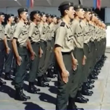 Marcelo Lessa durante sua formação no Exército Brasileiro